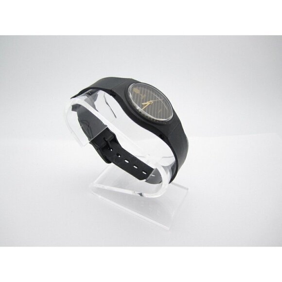 Women's Lorus Quartz WR Analog 29mm Dial Causal Round Watch (E252) - Picture 4 of 12